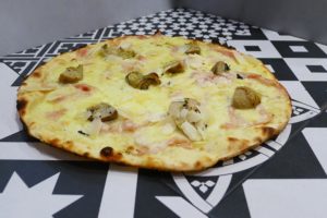 Pizzeria la Lievita pizza a domicilio e da asporto carciofi, cotto e parmigiano