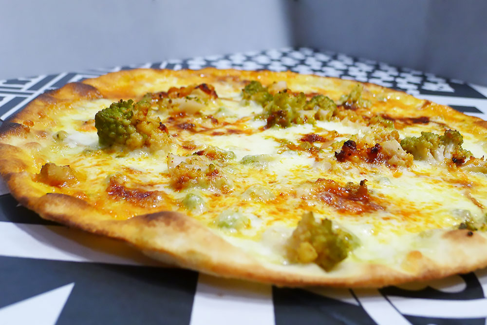 Pizzeria la Lievita pizza a domicilio e da asporto broccoli, nduja e provola affumicata